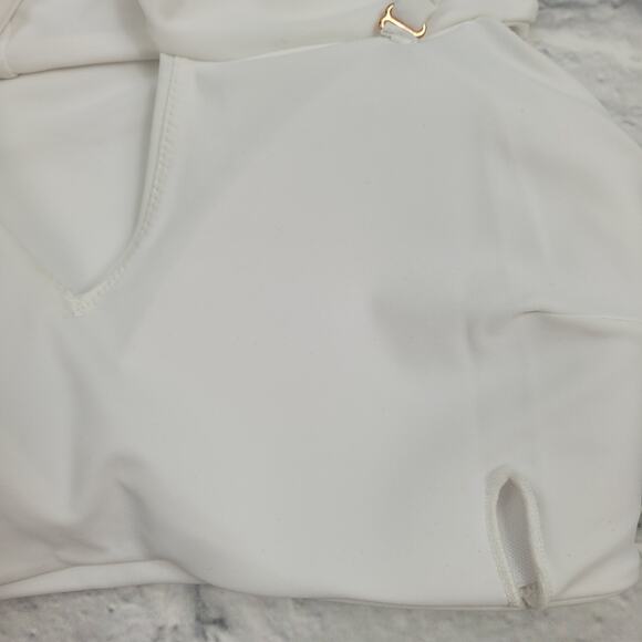NWT ETE Oia Off-Shoulder White Bikini Top size Large - Picture 10 of 13